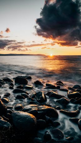 seashore, sunset, beach Wallpaper 640x1136