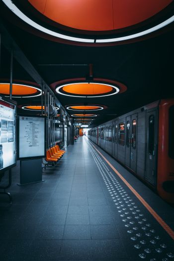 metro station, Brussels, Belgium Wallpaper 640x960