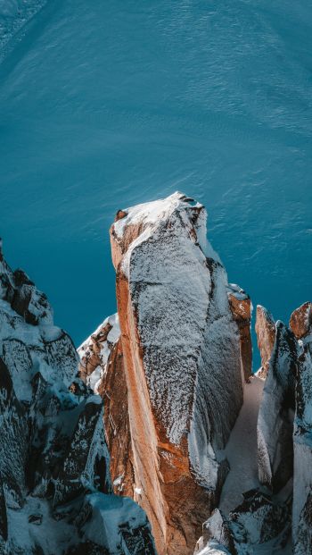 cliff, sea, rocks Wallpaper 640x1136