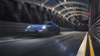 Обои 2048x1152 Porsche 911 GT3, спортивная машина