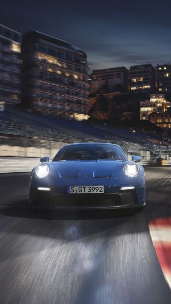 Обои 640x1136 Porsche 911 GT3, спортивная машина