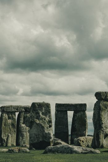 Stonehenge, Wiltshire Wallpaper 640x960