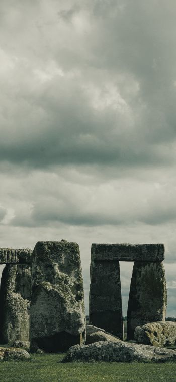 Stonehenge, Wiltshire Wallpaper 1125x2436