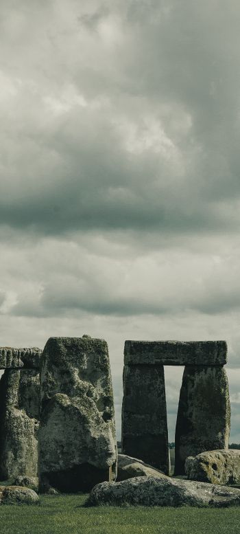 Stonehenge, Wiltshire Wallpaper 720x1600