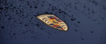 Обои 2560x1080 логотип Porsche, капли, капот