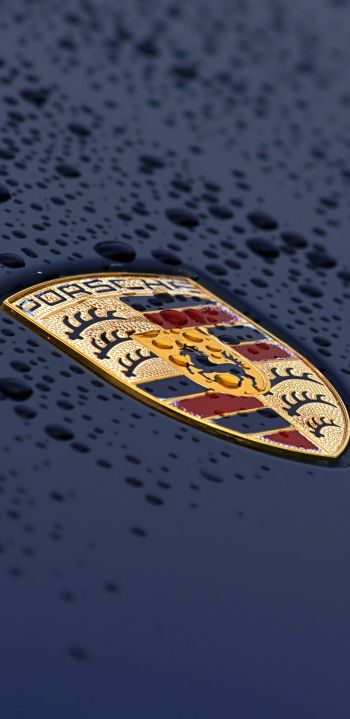 Обои 1080x2220 логотип Porsche, капли, капот