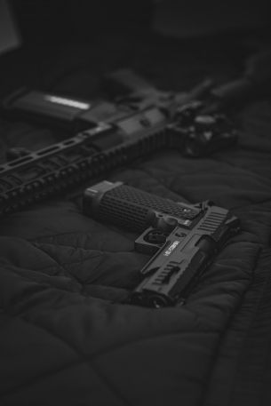 gun, black, weapon Wallpaper 640x960
