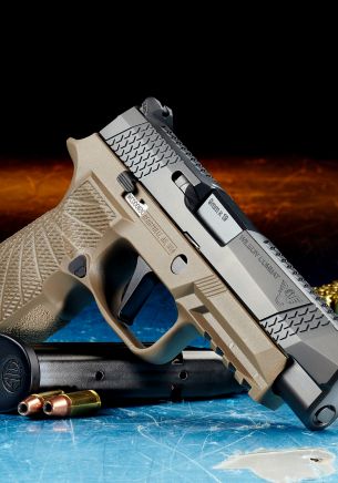 Обои 1668x2388 Wilson Combat SIG P320, пистолет, оружее