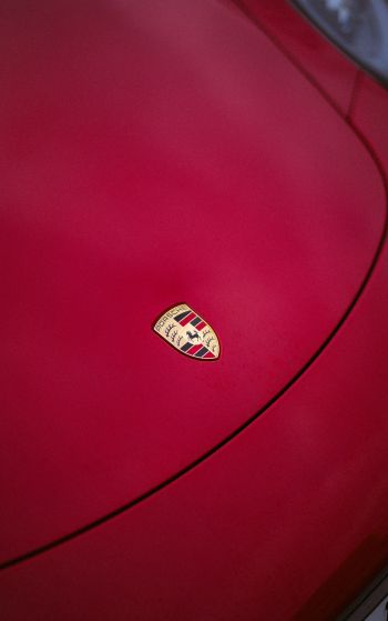 Обои 1752x2800 логотип Porsche, эмблема, капот