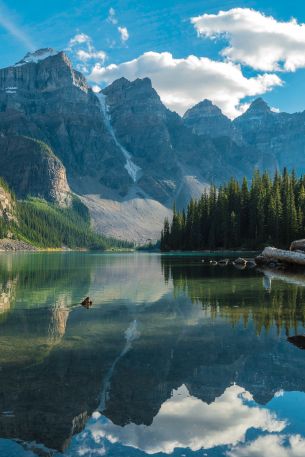 Lake Louise, Canada, landscape Wallpaper 640x960