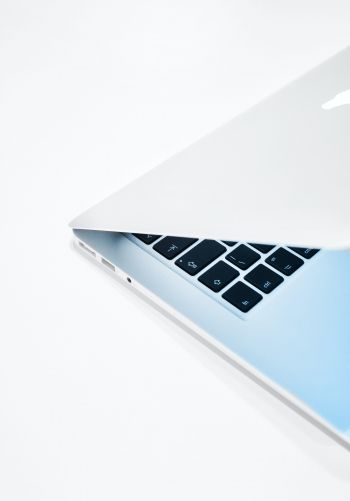 Обои 1668x2388 MacBook, Apple, белый