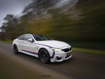 BMW M4, high speed Wallpaper 1024x768