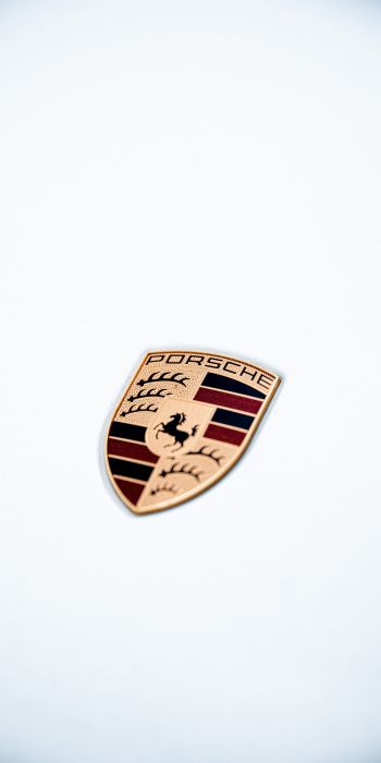 Обои 720x1440 эмблема Porsche, на белом фоне, логотип