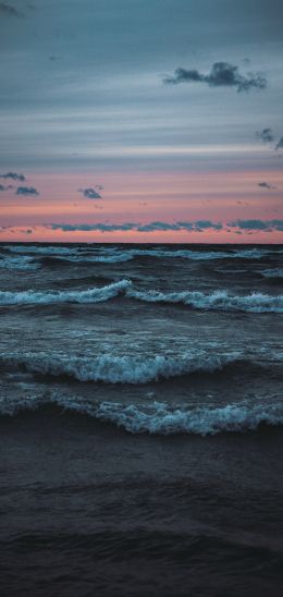 Обои 1440x3040 морские волны, закат, морской пейзаж