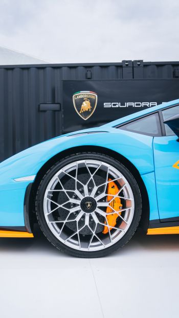Обои 1440x2560 колесо Lamborghini, спортивная машина