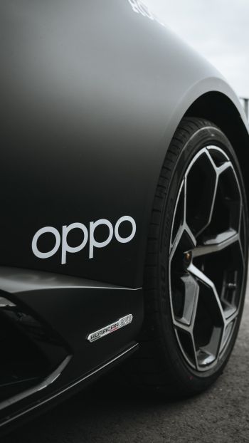 Обои 720x1280 OPPO, черная машина, колесо