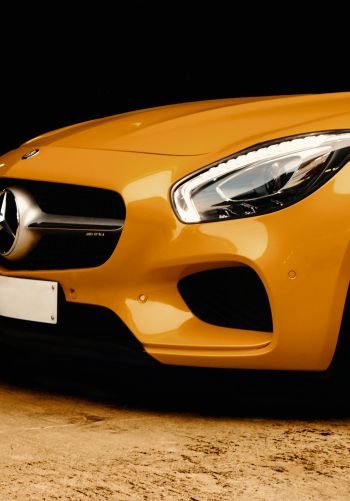 Обои 1668x2388 желтый Mercedes, спортивная машина