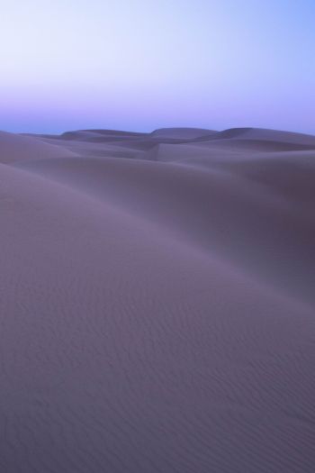 Обои 640x960 песчаные дюны, пустыня, фиолетовый