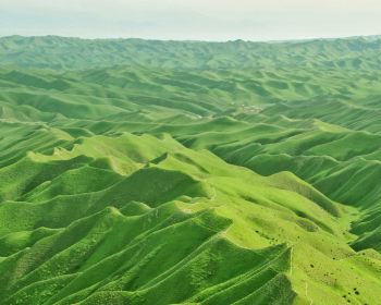 Обои 1280x1024 долина, вид с высоты птичьего полета, зеленый