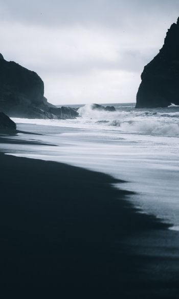 Обои 1200x2000 Пляж Рейнисфьяра, Исландия, темный