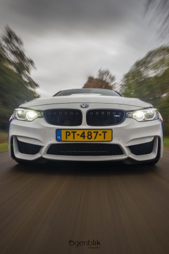 BMW M4, high speed Wallpaper 640x960