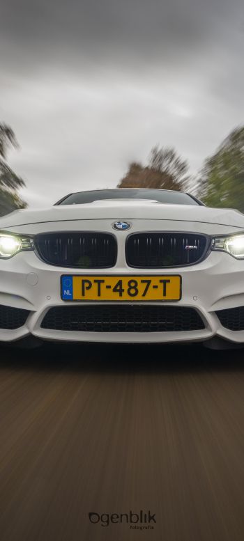 BMW M4, high speed Wallpaper 1080x2400