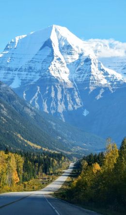 Mount Robson, Canada, highway Wallpaper 600x1024