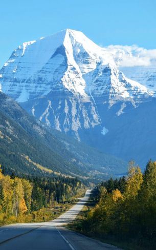 Mount Robson, Canada, highway Wallpaper 800x1280