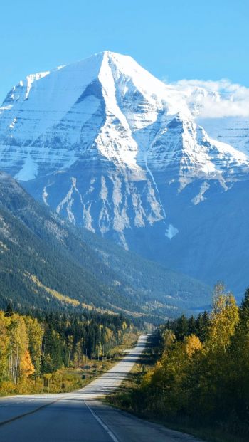 Mount Robson, Canada, highway Wallpaper 640x1136