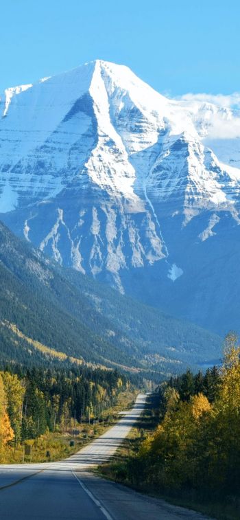 Mount Robson, Canada, highway Wallpaper 828x1792