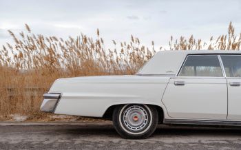 retro car, Chrysler, trunk Wallpaper 2560x1600