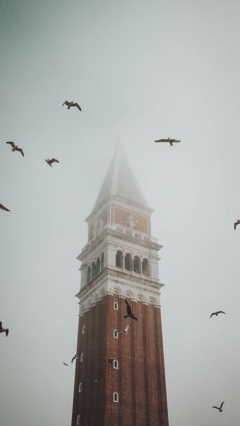 Обои 640x1136 башня, туман, Венеция