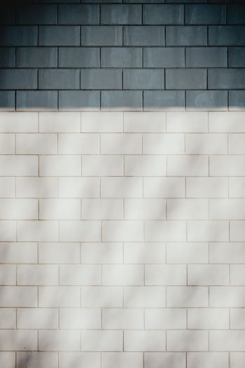 brick wall, wall, black and white Wallpaper 640x960