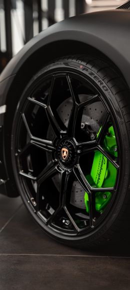 Обои 720x1600 колесо Lamborghini, черный, спортивная машина