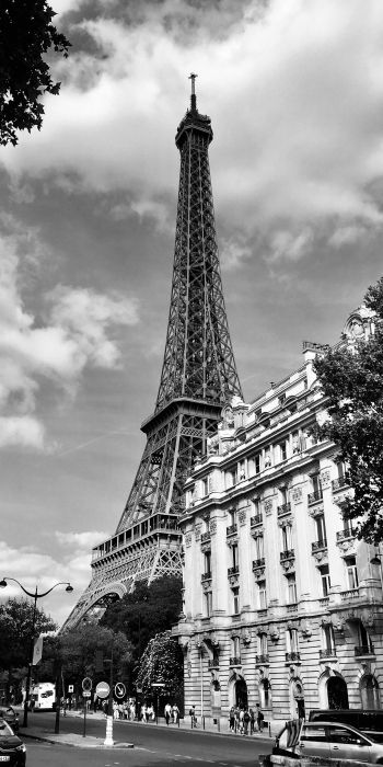 eiffel tower, black and white, Paris Wallpaper 720x1440