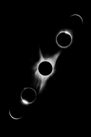 lunar eclipse, black and white Wallpaper 640x960