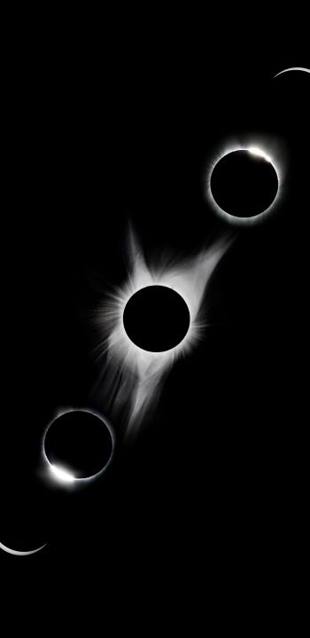 lunar eclipse, black and white Wallpaper 1080x2220