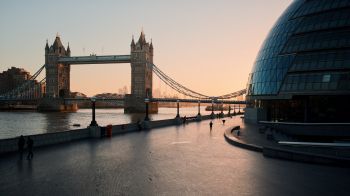 Обои 1600x900 Тауэрский мост, Лондон, Великобритания, городская жизнь, река