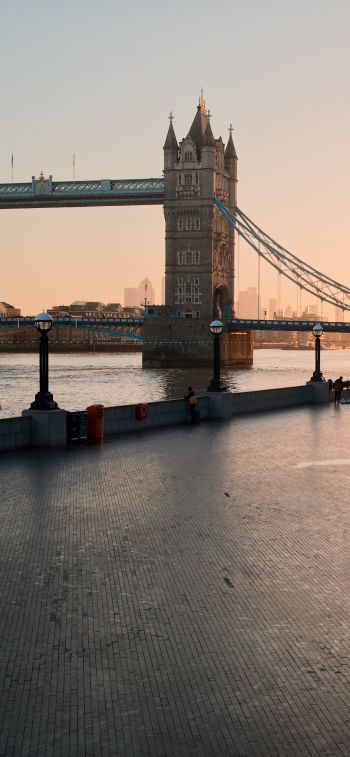 Обои 1284x2778 Тауэрский мост, Лондон, Великобритания, городская жизнь, река