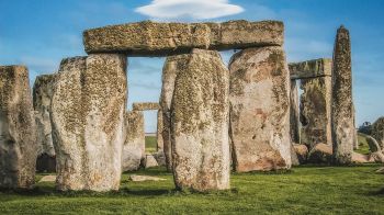 Stonehenge, Salisbury, England, Great Britain, plane Wallpaper 1280x720