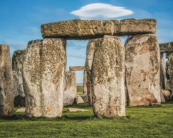 Stonehenge, Salisbury, England, Great Britain, plane Wallpaper 1280x1024
