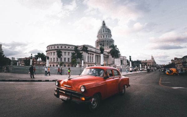 Обои 1920x1200 Гавана, Куба, город, ретро машина