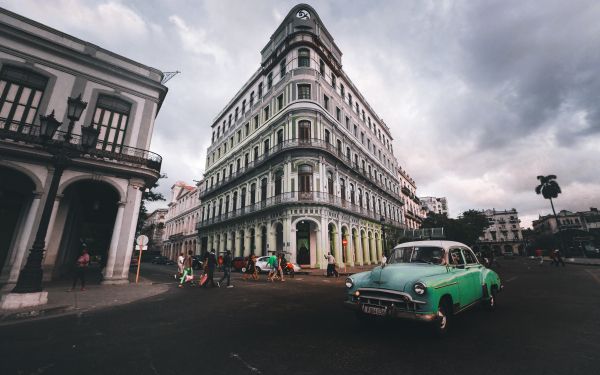 Havana, Cuba, machine, city, construction Wallpaper 2560x1600