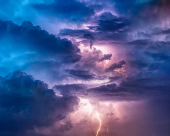 lightning, clouds Wallpaper 1280x1024