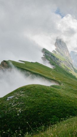 Session, Italy, rocks Wallpaper 640x1136