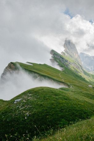 Session, Italy, rocks Wallpaper 640x960