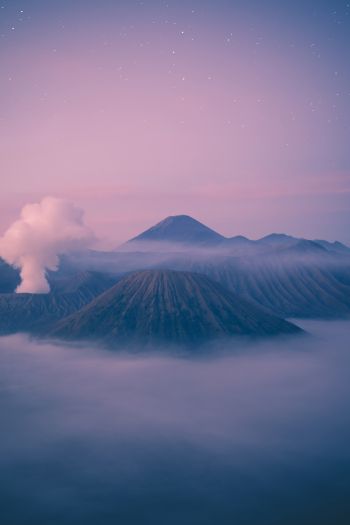 mountain Bromo, Bromo-Tenger-Semeru, Indonesia Wallpaper 640x960