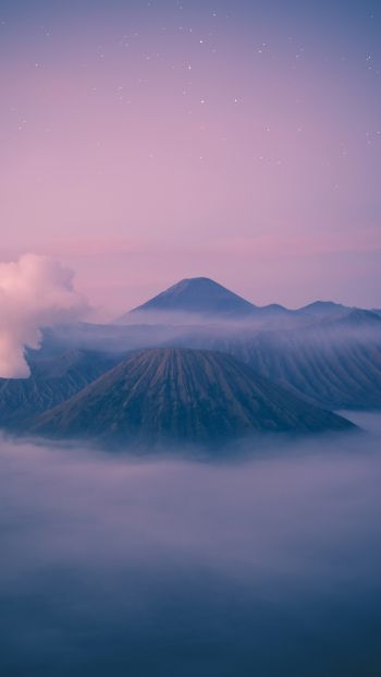 mountain Bromo, Bromo-Tenger-Semeru, Indonesia Wallpaper 640x1136