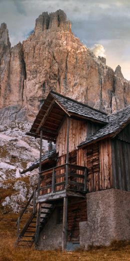 Violet Towers, tires, BJ, Italy, mountains Wallpaper 720x1440