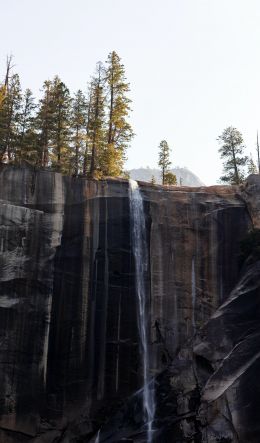 Vernal Falls, Yosemite Valley, California, USA Wallpaper 600x1024